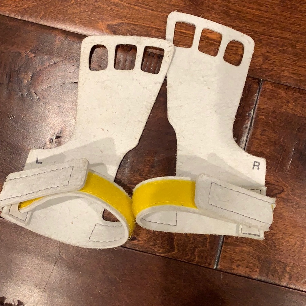 Like New X2 Victory Grips